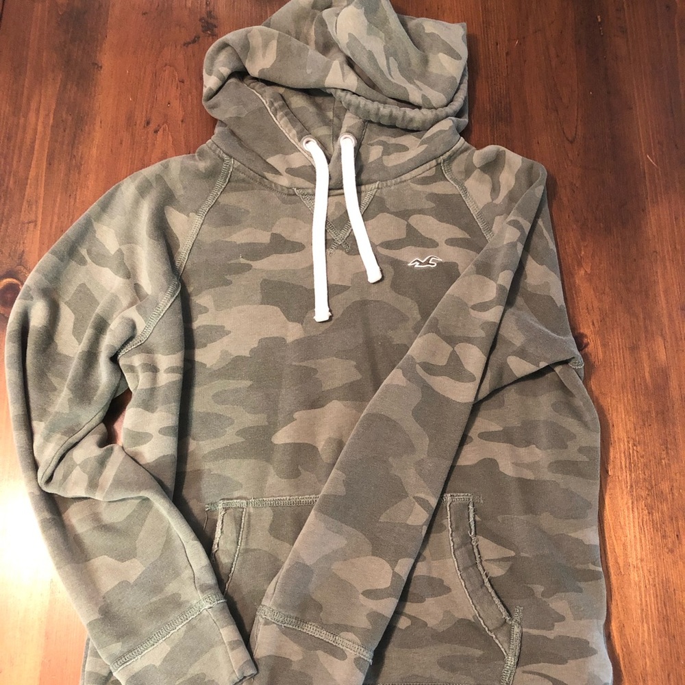Men’s size XS camp Hollister hoodie